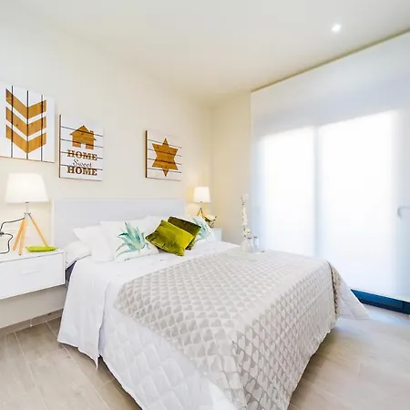 Apartment Alegria Id8 *